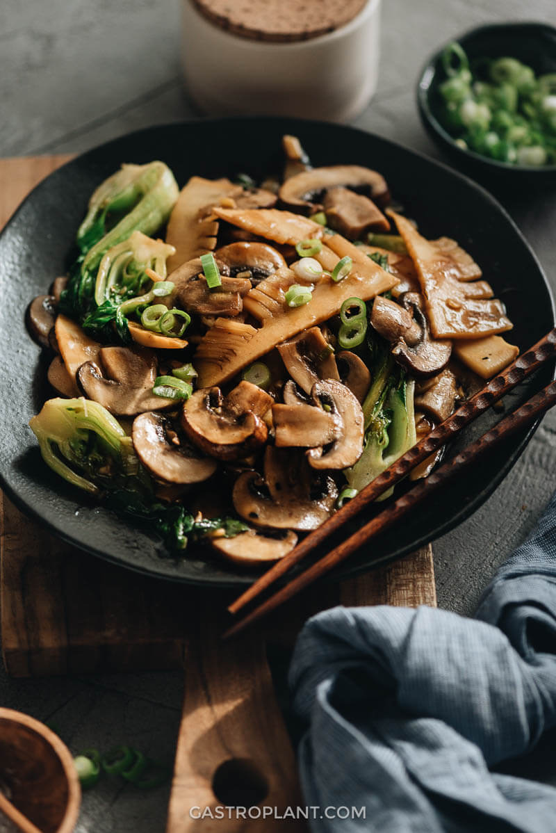 Easy Vegan Chinese Mushroom Stir-Fry