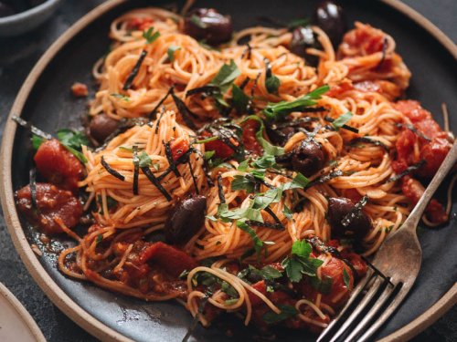 Vegan Spaghetti alla Puttanesca - Gastroplant