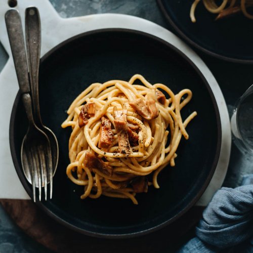 Easy Creamy Vegan Carbonara Spaghetti for Dinner