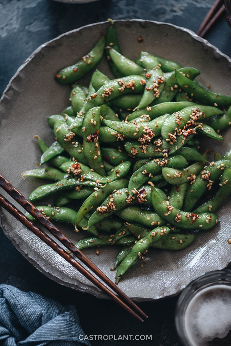 A bowl of easy, quick smoky spicy edamame