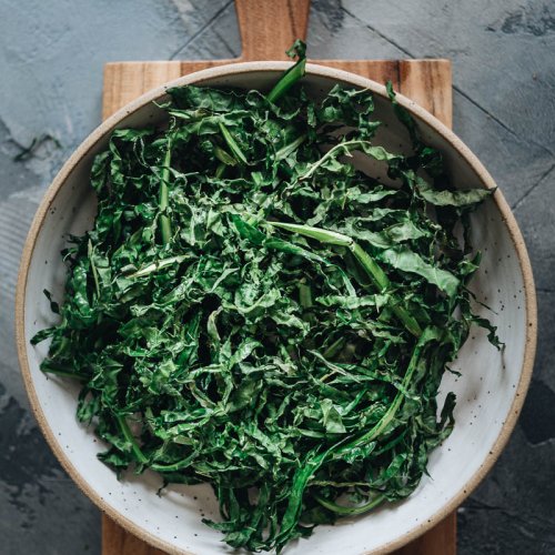 Easy Healthy Air Fryer Kale in a Bowl