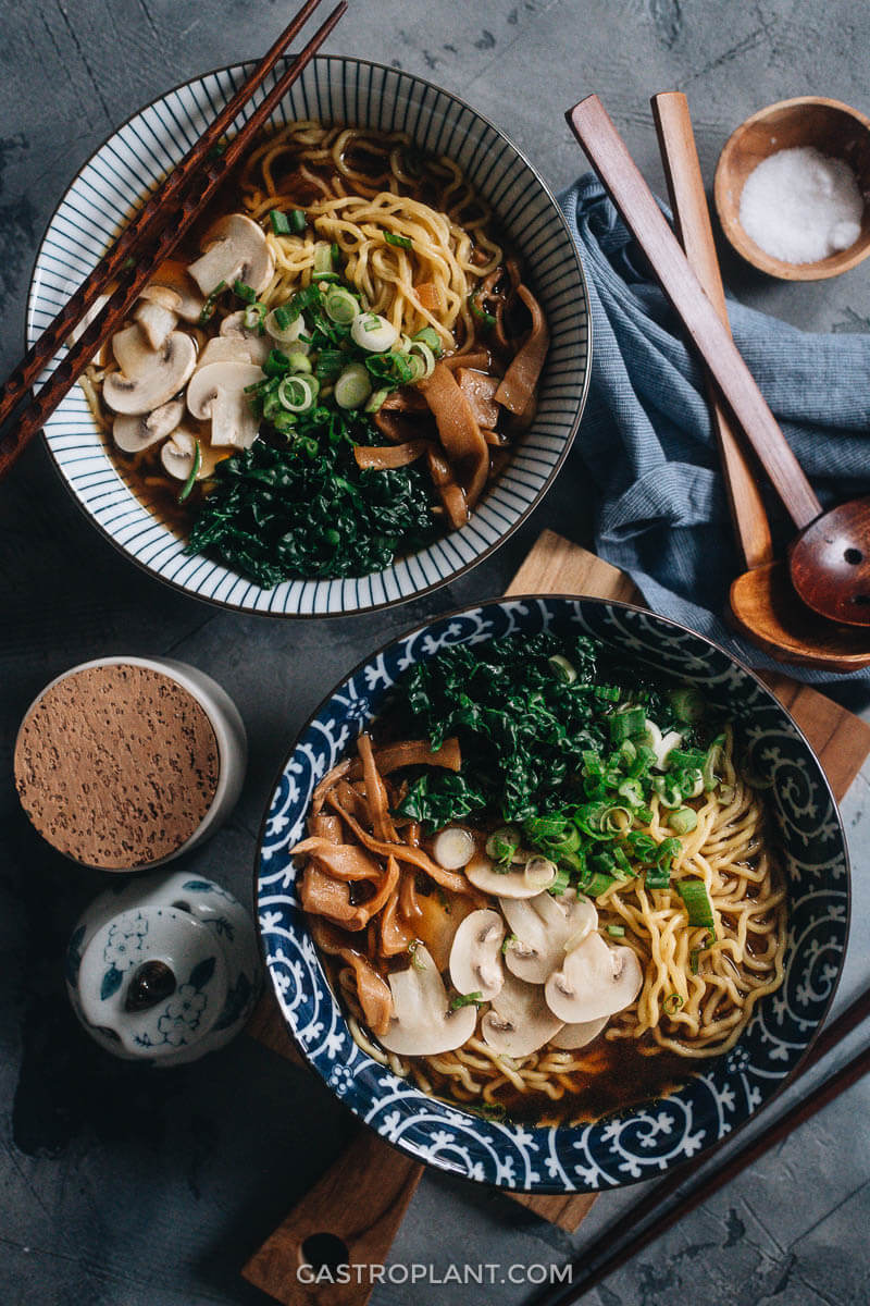 Two bowls of vegan shoyu ramen noodle soup